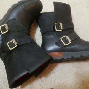 office anarchy boots